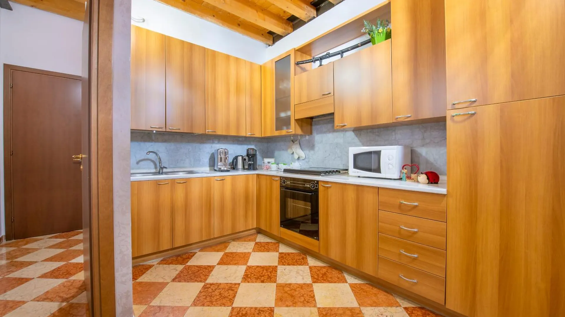 Palace Home Mazzini Verona Center Apartment