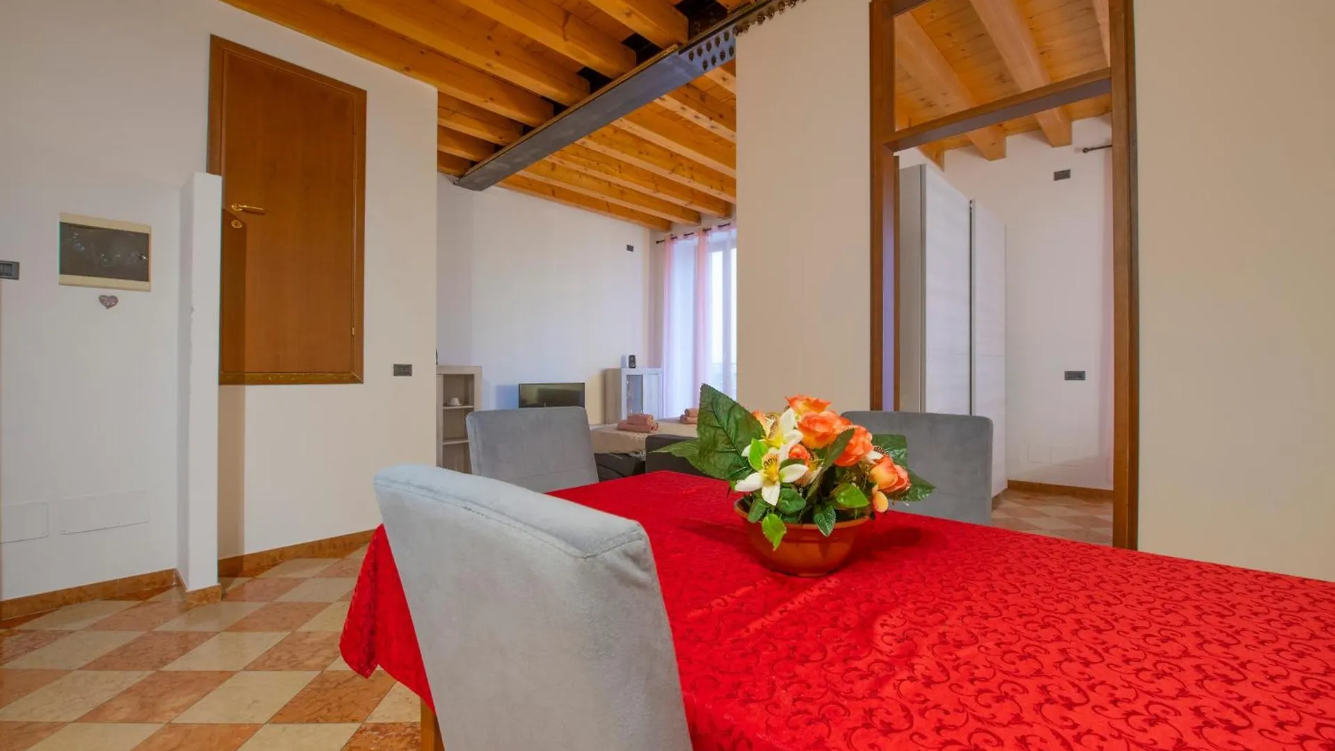 Palace Home Mazzini Verona Center