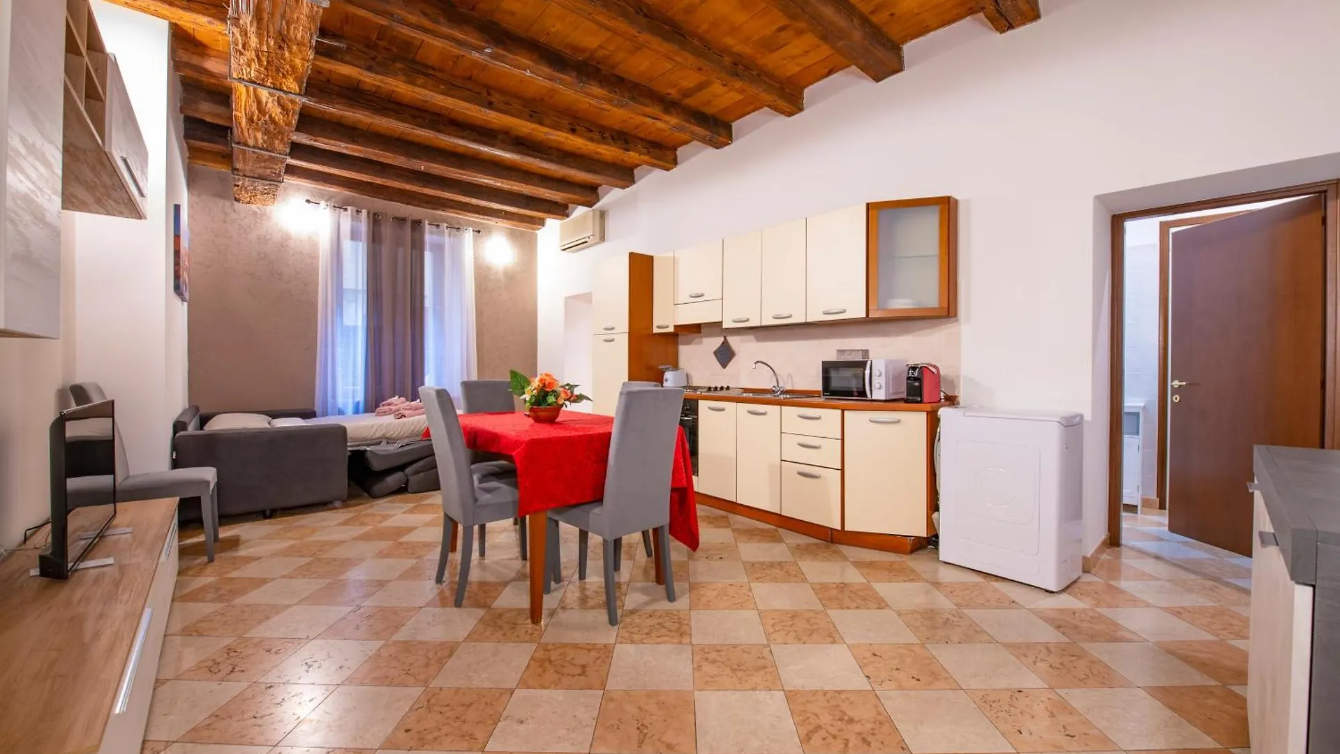 Palace Home Mazzini Verona Center