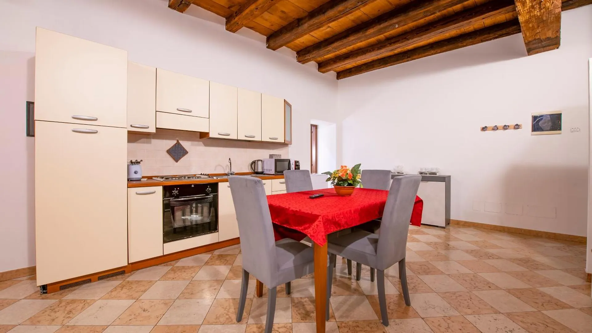 Apartment Palace Home Mazzini Verona Center